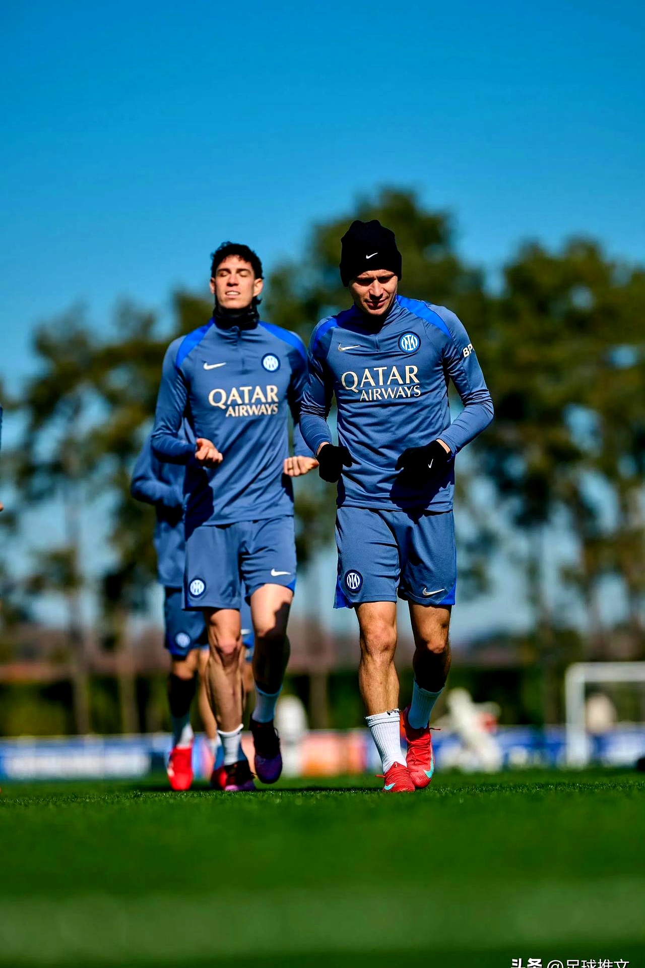  国际米兰发布备战花絮，清晨防线松动，德甲任务艰巨，控场能力受关注-爱游戏